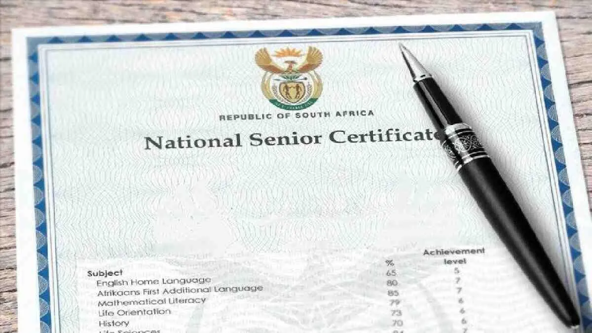 Announcement banner for 2026 Matric May/June exam registrations, offering a second chance to complete or upgrade matric results.