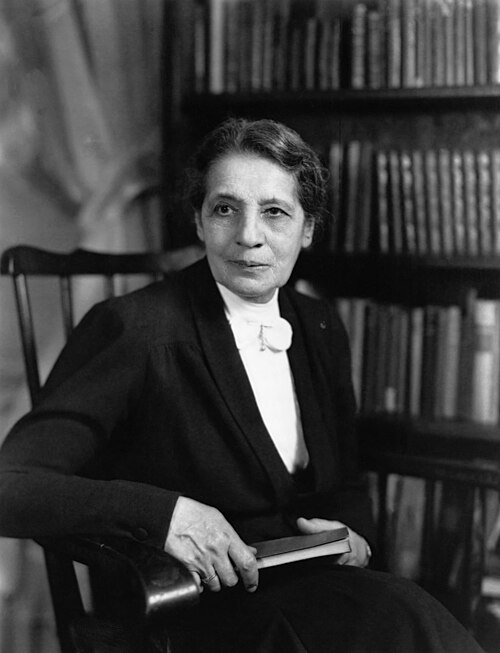 Lise Meitner Biography